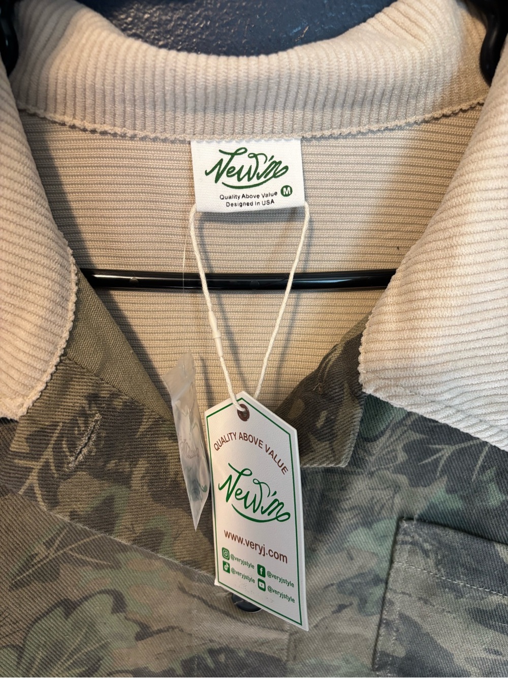 Denim Leaf Camo Print Utility Jacket with Cream Corduroy Collar - Picture 3 of 3
